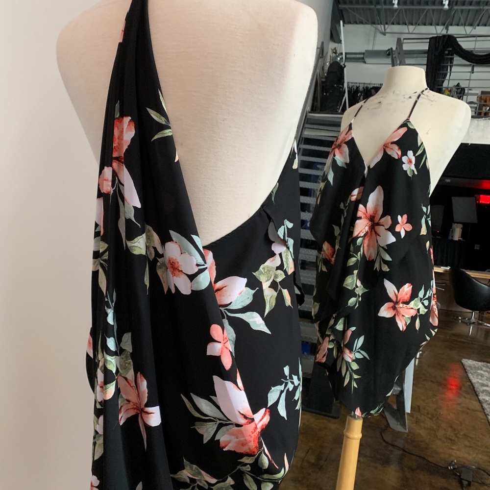 AKIRA Summer Floral dress